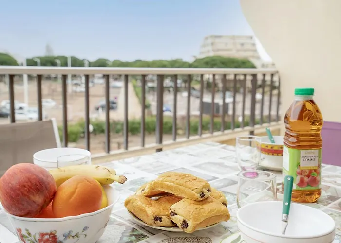 Les Jardins Du Port-4 By Interhome דירה