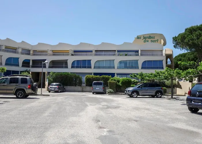 Les Jardins Du Port-4 By Interhome