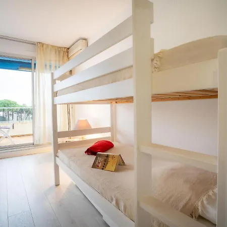Apartment Les Jardins Du Port-4 By Interhome *